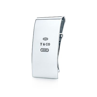 Tiffany 1837™ money clip in sterling silver with a hinge.