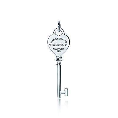 TIFFANY KEYS RETURN TO TIFFANYâ„¢ HEART KEY PENDANT