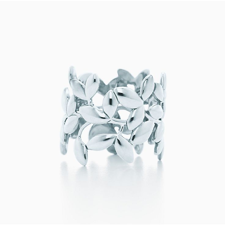 Paloma Picasso® Olive Leaf band ring in sterling silver.