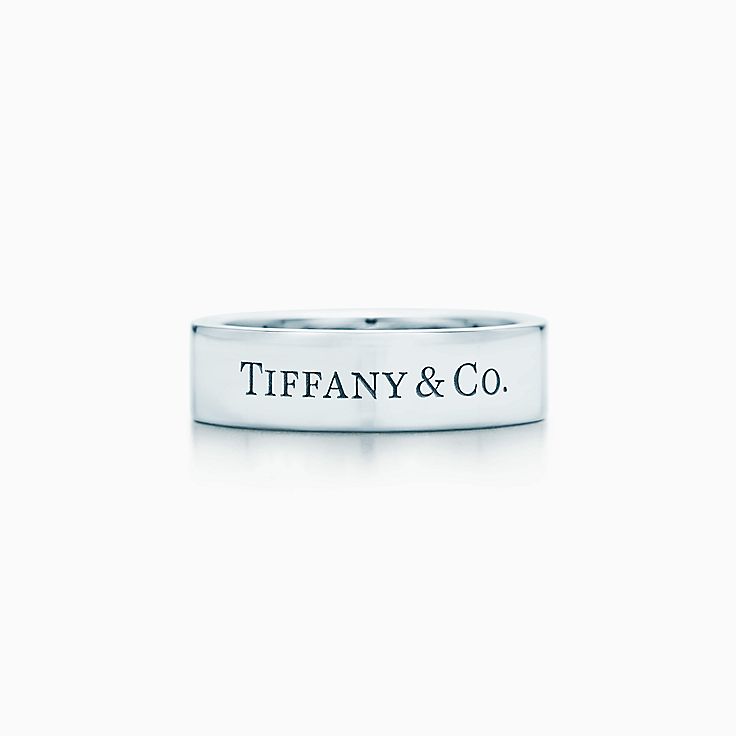 Tiffany engagement rings white gold or platinum