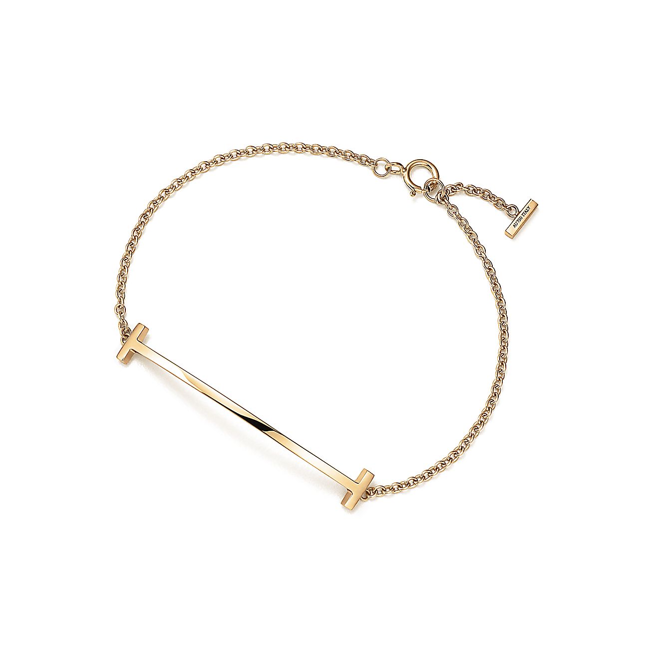 Tiffany T smile bracelet in 18k gold, medium. | Tiffany & Co.