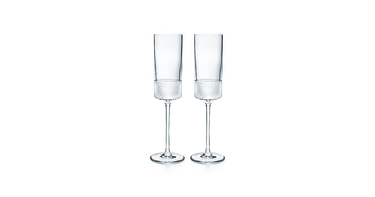 Diamond Point champagne flutes in crystal glass, set of two. Tiffany
