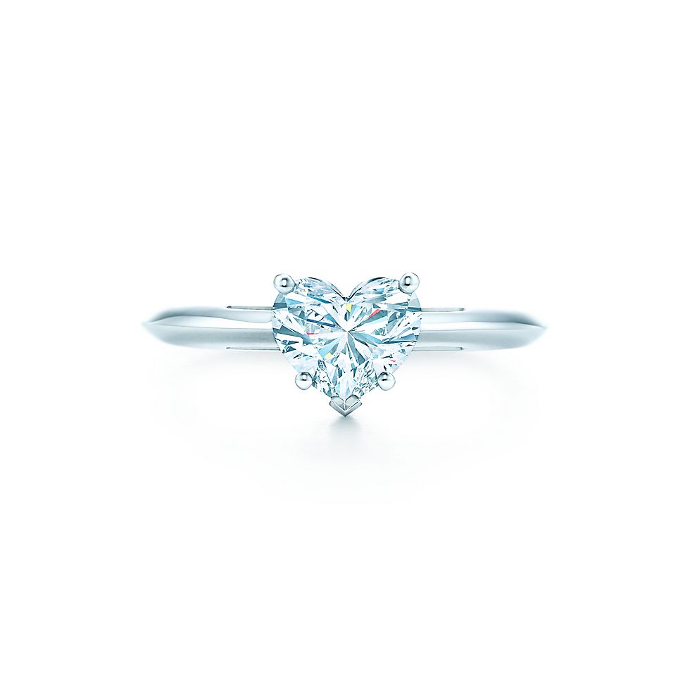 Heart engagement rings online