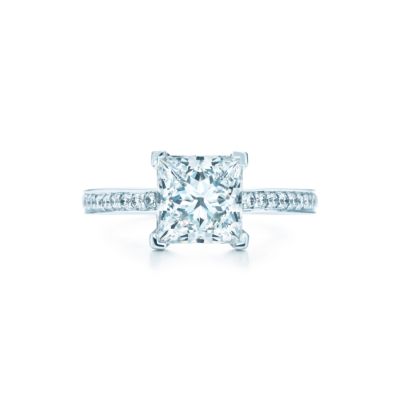 TIFFANY GRACEâ„¢