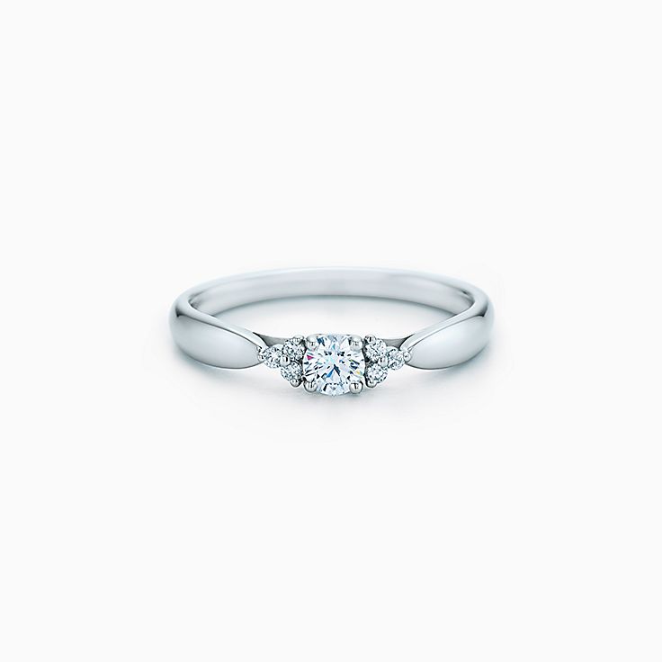 ティファニー（Tiffany&Co.）の婚約指輪 BEST8♡人気のエンゲージリング総まとめ | ウェディングニュース