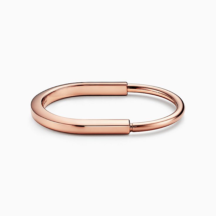 ティファニー ロック バングル ローズゴールド | Tiffany & Co.