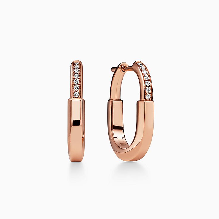 出品3/25まで【美品】Tiffany ロック　スモール　ピアス　YG 出品3/25まで【美品】Tiffany ロック スモール ピアス YG - メルカリ