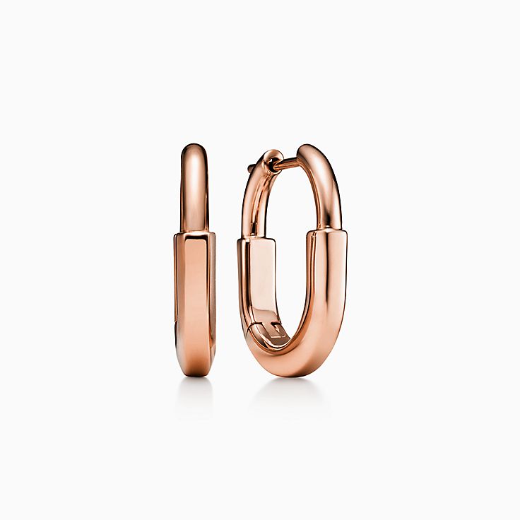 ティファニー ロック ピアス ローズゴールド（スモール） | Tiffany & Co.