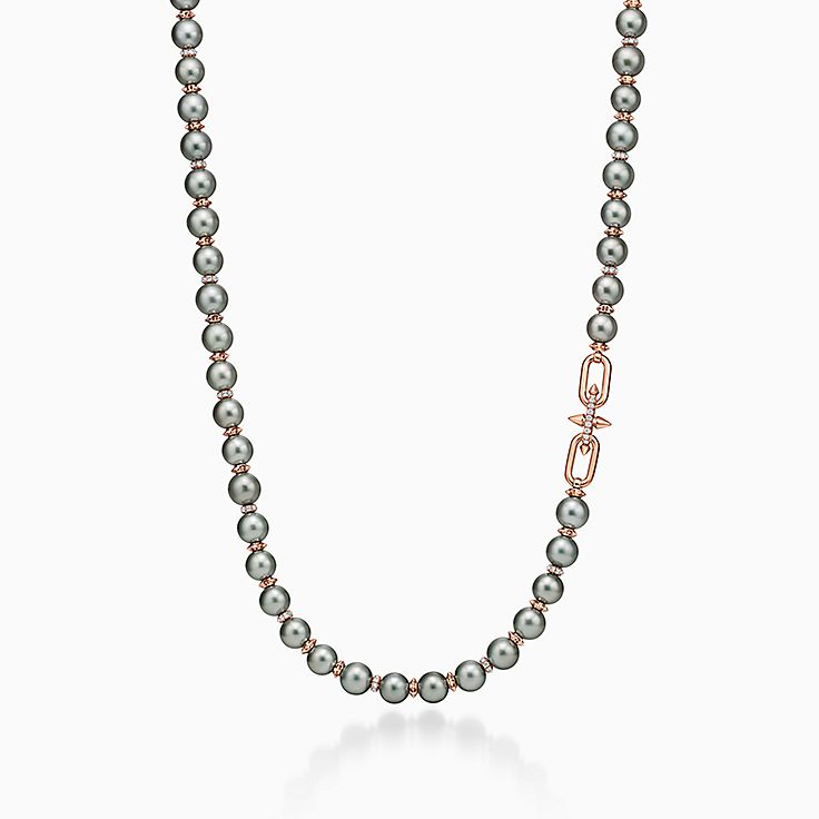 存在感のあるネックレス ローズ ゴールド | Tiffany & Co