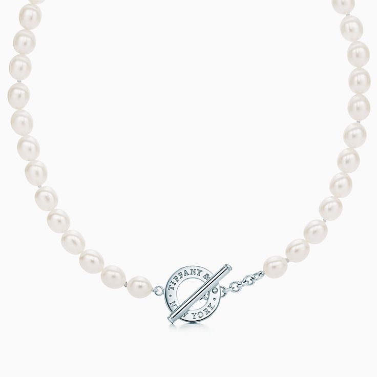 Tiffany & Co. Platinum Diamond And Pearl Necklace | Pearl and diamond  necklace, Diamond necklace tiffany, Sophisticated necklace
