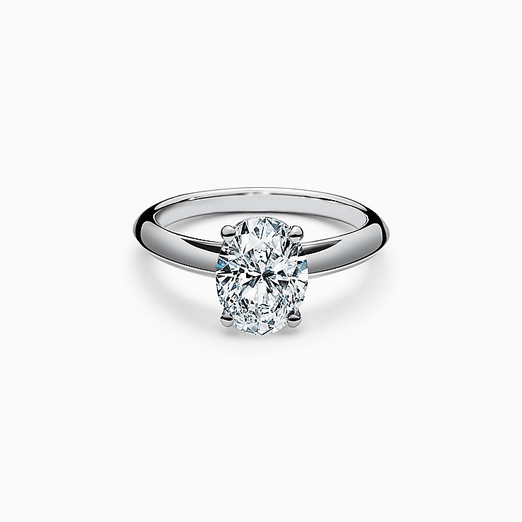 Single oval diamond on sale ring