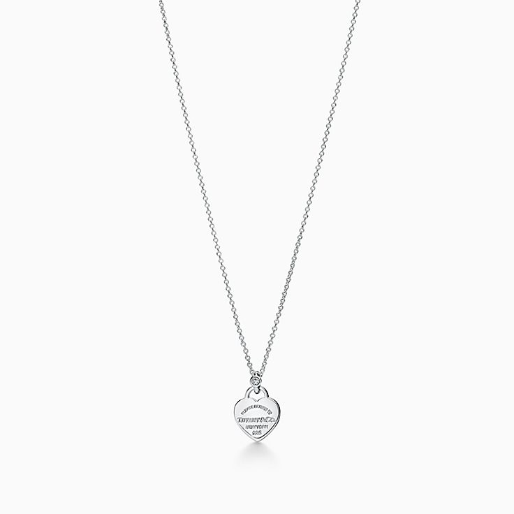 Return to Tiffany™:Colgante con placa estilo corazón mini