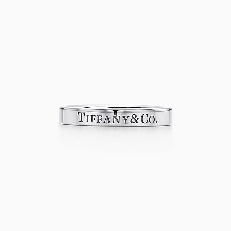 プラチナ レディース ウェディング バンドリング | Tiffany & Co.
