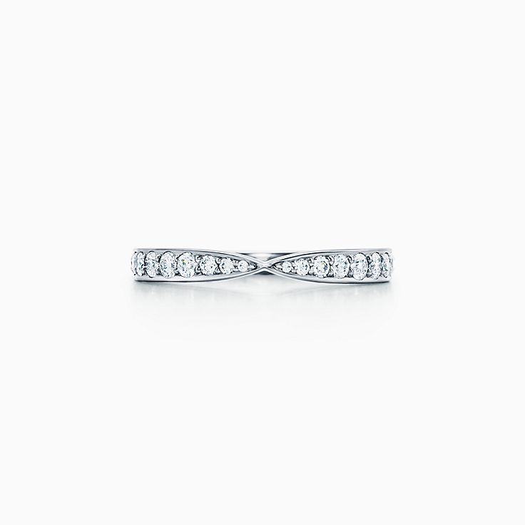 0.30cts. Solitaire Platinum Twisted Shank Engagement Ring JL PT 0137-B