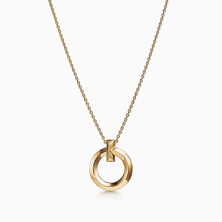 Circle pendant necklace tiffany store and co