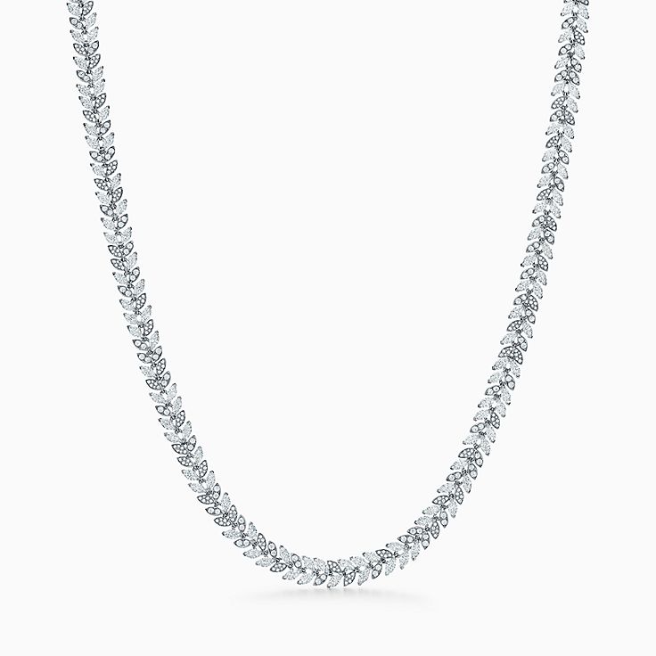 Chave Vine Tiffany Keys Tiffany Victoria™ em platina com diamante, média.