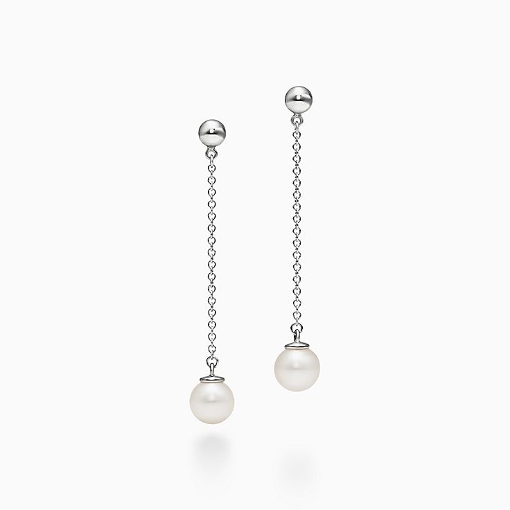 Designer pearl drop deals earrings