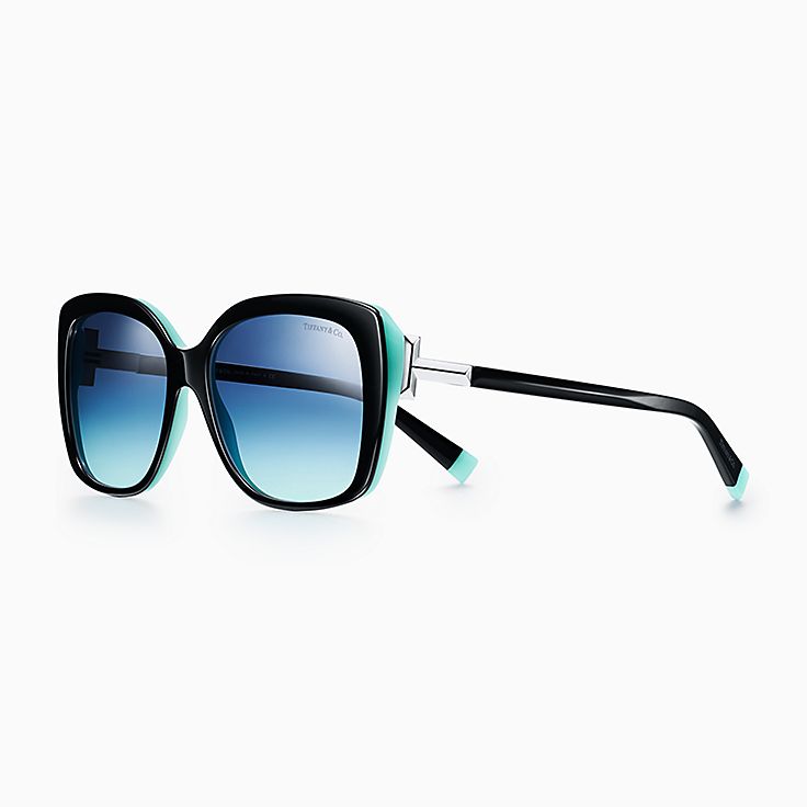 Occhiali da sole quadrati in acetato nero e Tiffany Blue®. Collezione  Tiffany T. | Tiffany \u0026 Co.