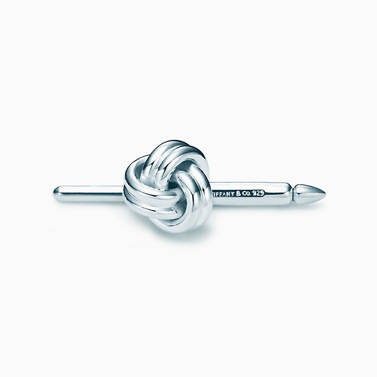 Knot shirt stud in sterling silver 