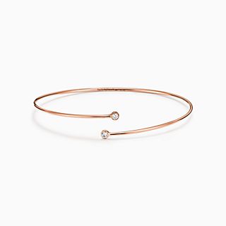 Elsa Peretti™:Diamond Hoop Single-row Bangle