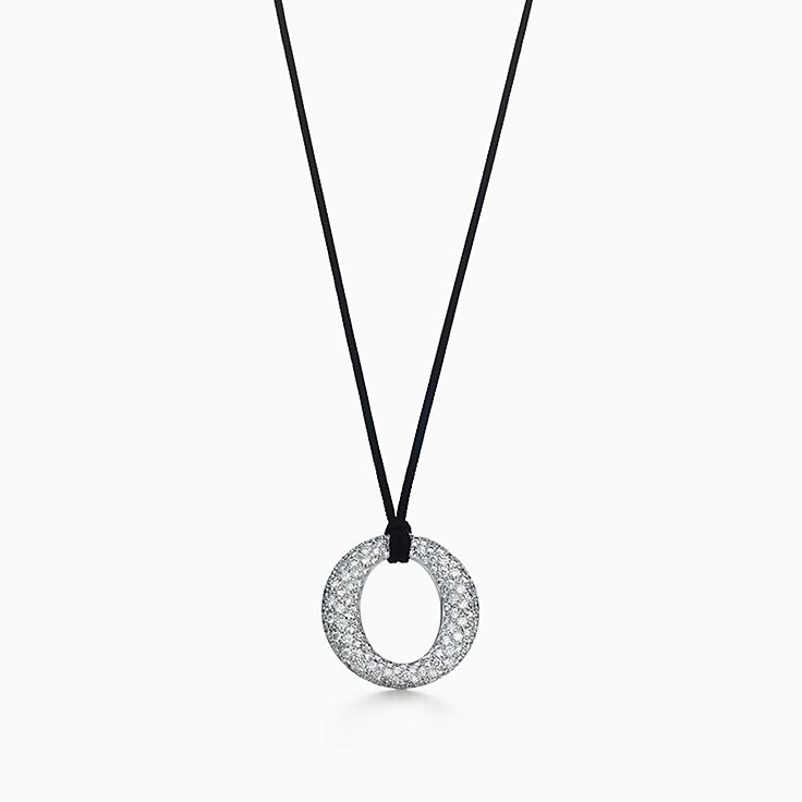 Elsa Peretti® Sevillana™ pendant of 
