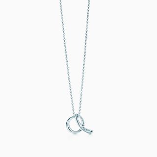 Elsa Peretti™:Small Alphabet Pendant