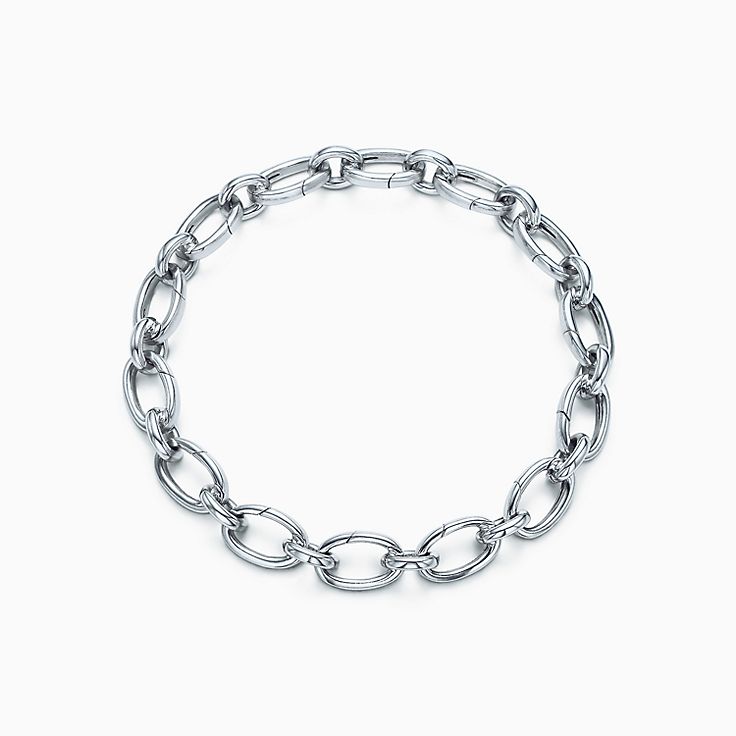 Oval clasping link bracelet in sterling 