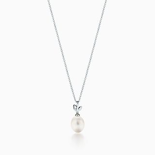 Paloma Picasso®:Colgante de perlas Olive Leaf