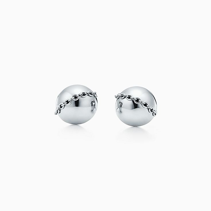 女性へのピアス Tiffany Co 女性へのピアス Tiffany Co