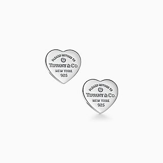 Return to Tiffany™:Aretes con placa estilo corazón