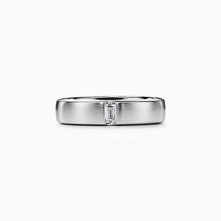 Tiffany & Co Platinum Round Cut Diamond Solitaire Engagement Ring 1.11 ct |  eBay