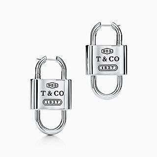 Tiffany 1837™:大號雙鎖垂墜式耳環