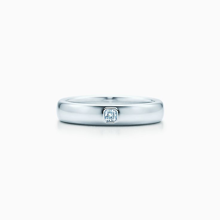 Tiffany Classic Argolla De Matrimonio En Platino Con Diamante 4 Mm De Ancho Tiffany Co