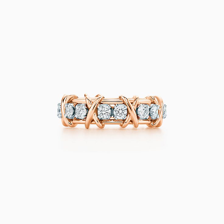 Tiffany & Co. Schlumberger Sixteen Stone ring in with diamonds.