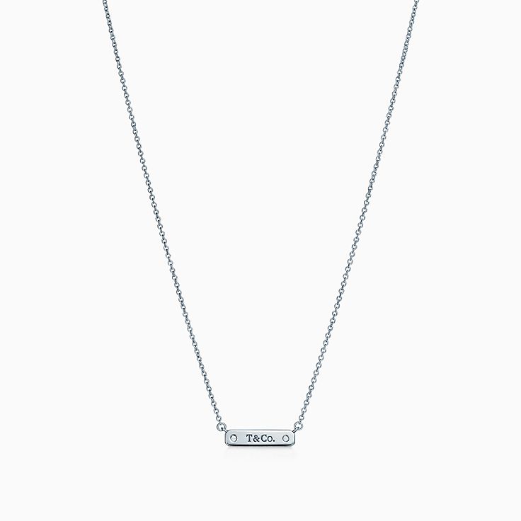 Tiffany \u0026 Co.® micro bar pendant in 18k 