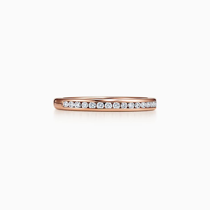 diamond band ring rose gold