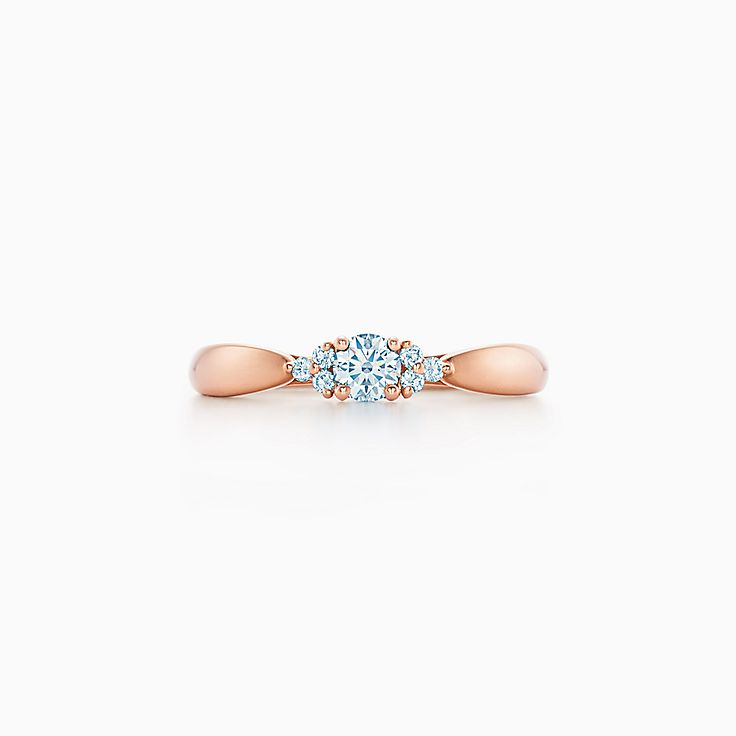 Tiffany Harmony® with side stones in 