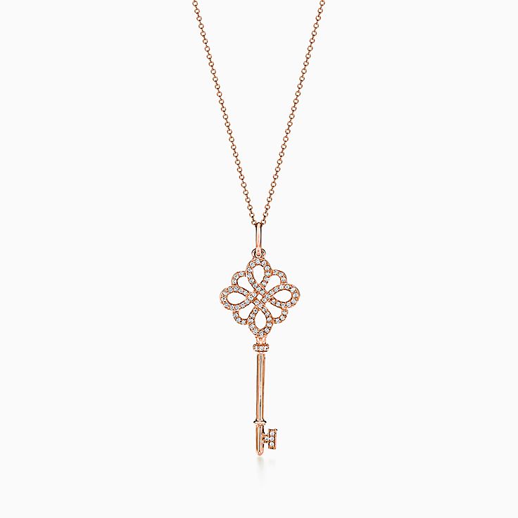 Tiffany Keys knot key in 18k rose gold with diamonds. | Tiffany & Co.