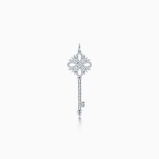 Tiffany Keys:Tiffany Victoria™ 鑰匙鍊墜