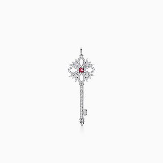 Tiffany Keys:Tiffany Victoria™ Key Pendant