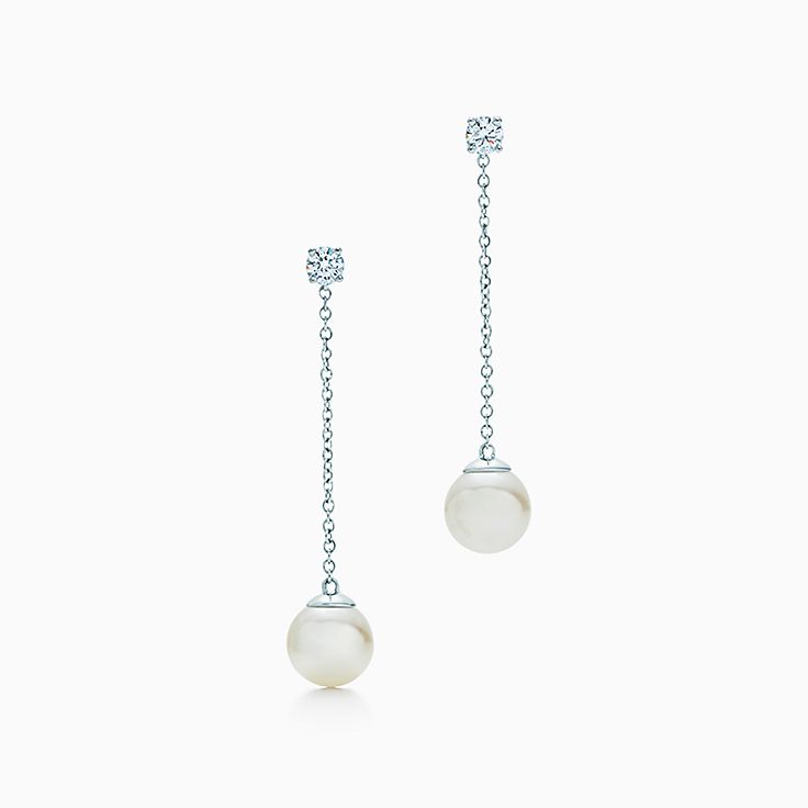 Pearls drop earrings in white gold with 