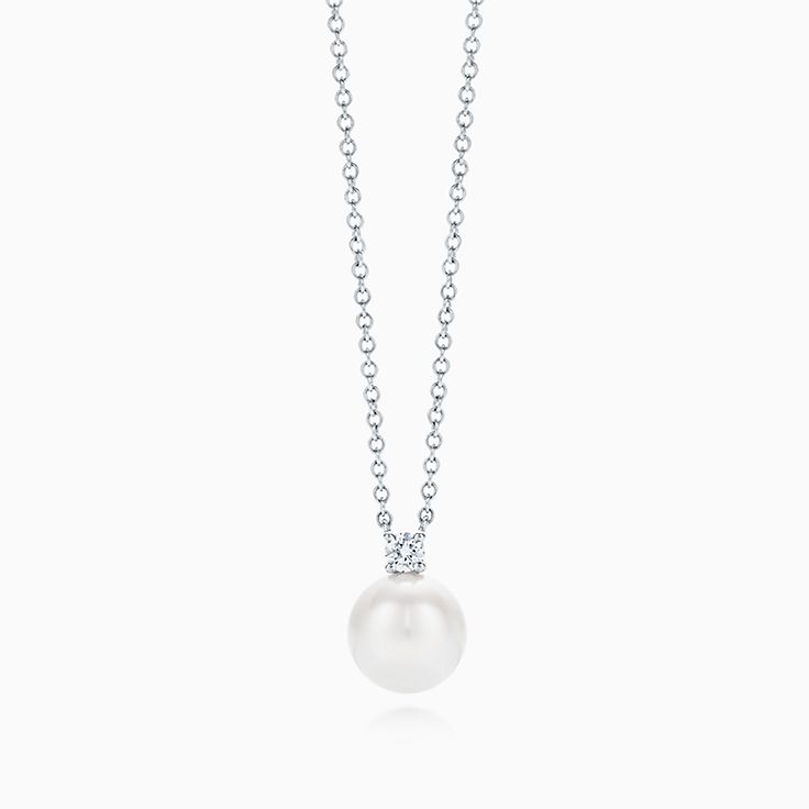 Tiffany Signature™ Pearls pendant in 18k white gold with a pearl ...