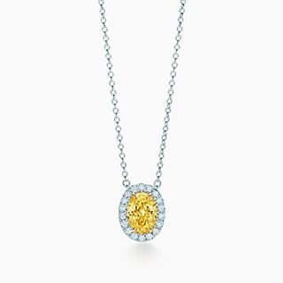 Tiffany Soleste:黃鑽鍊墜