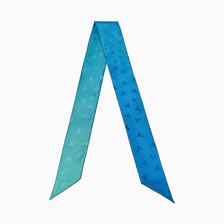 【TIFFANY＆Co】 ティファニーブルーのリボン柄スカーフ Tiffany T Dancing T Ribbon Scarf in Infinity Blue® Silk