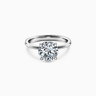 Tiffany True 鉑金鑲鑽指環鑲嵌單顆圓形明亮式切割鑽石訂情戒指