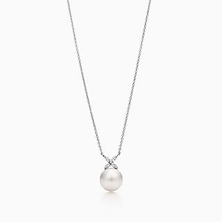 Tiffany Victoria™:Pearl and Diamond Pendant