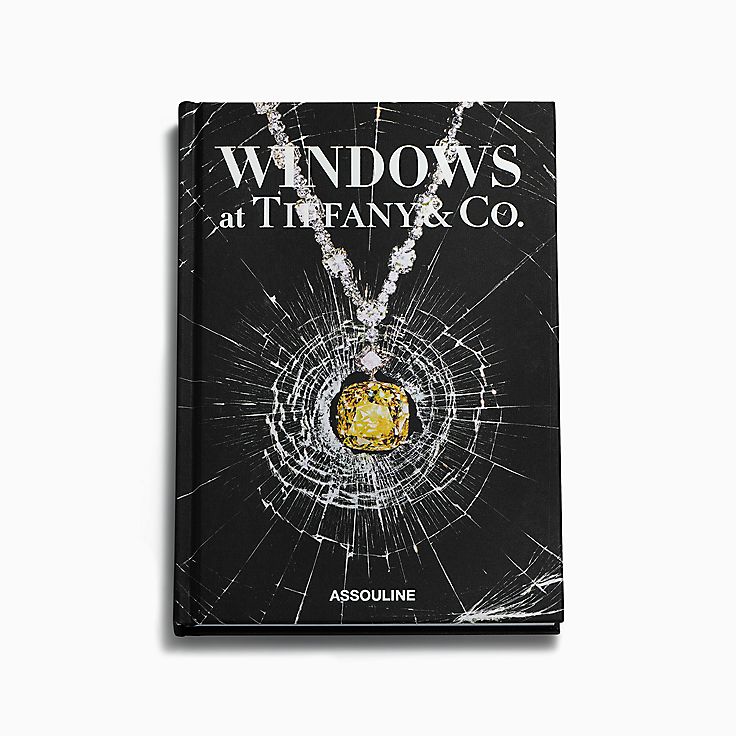 Windows at Tiffany & Co. 書籍 | Tiffany & Co.