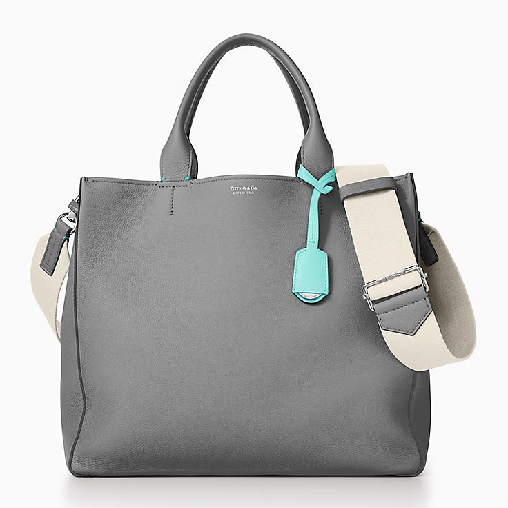 Browse Leather Goods Tiffany Co S Media Tiffany Is Image Ecombrowsem Womens Tote 60883858 975141 Av 1 Jpg Op Usm 2 00 6 Defaultimage Noimageavailable