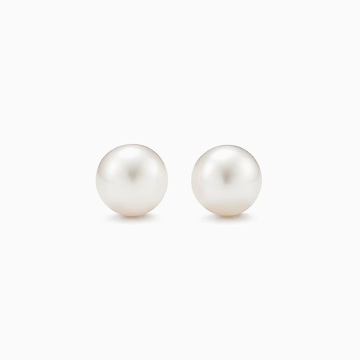 tiffany pearl necklace and earring set