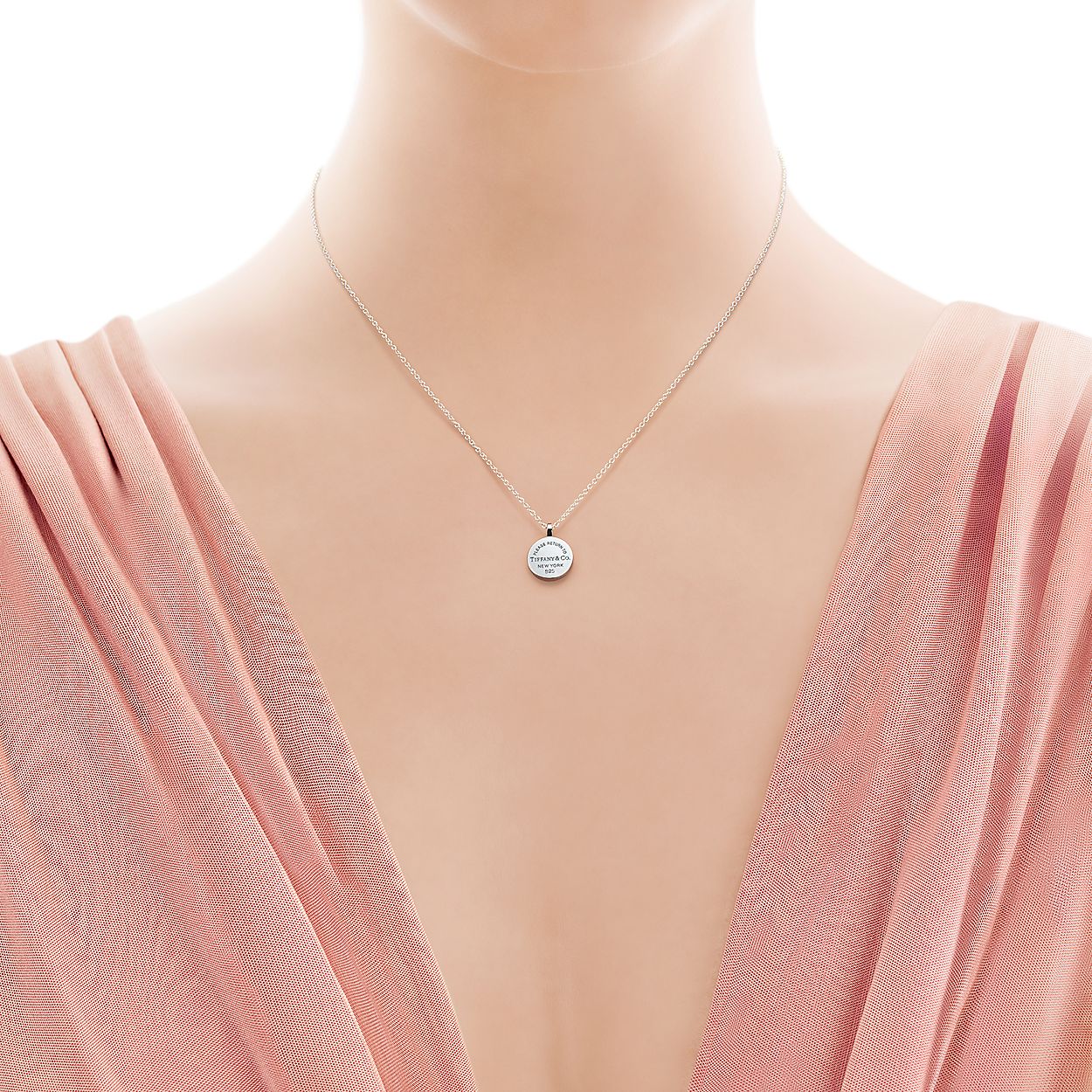 Return To Tiffany Circle Pendant In Sterling Silver Co Return To Tiffany Circle Pendant